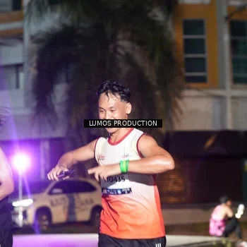 Runner Photo 7974875
