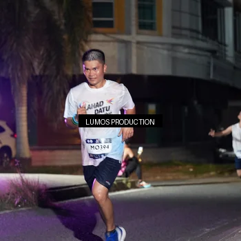 Runner Photo 7974907