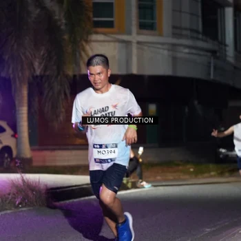 Runner Photo 7974909