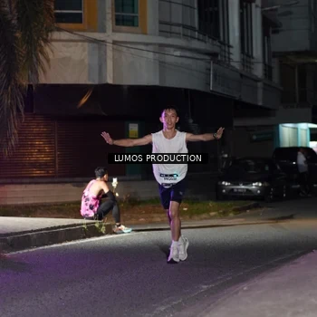 Runner Photo 7974912