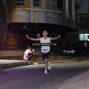 Runner Photo 7974917