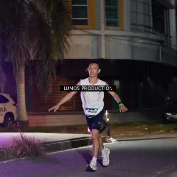 Runner Photo 7974935