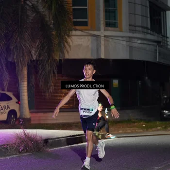 Runner Photo 7974936
