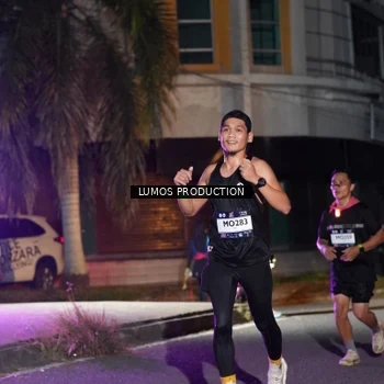 Runner Photo 7974981