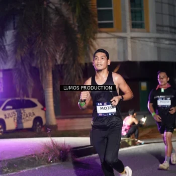 Runner Photo 7974984