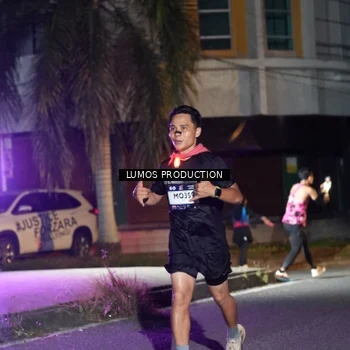 Runner Photo 7974995