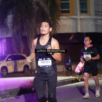 Runner Photo 7974998