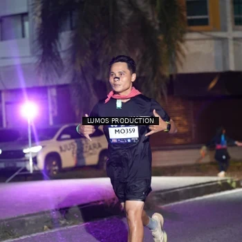 Runner Photo 7975009