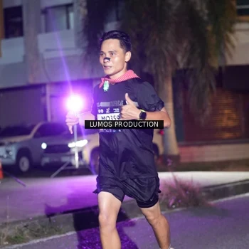 Runner Photo 7975017