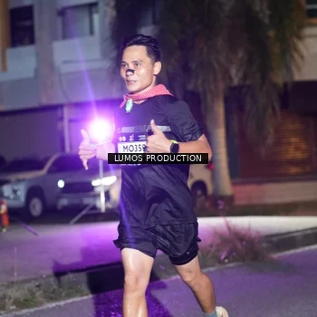 Runner Photo 7975019
