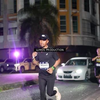 Runner Photo 7975035