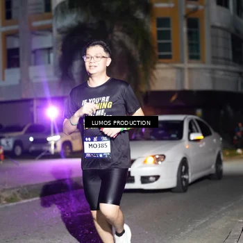 Runner Photo 7975051