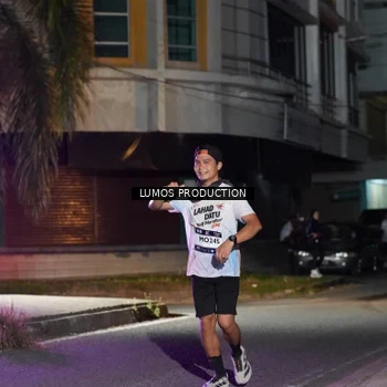 Runner Photo 7975068