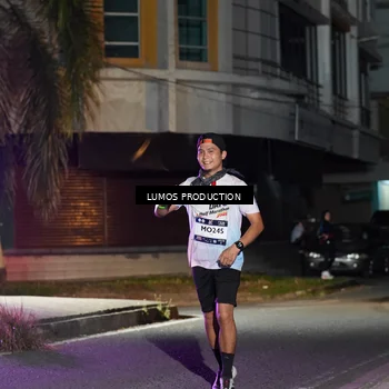 Runner Photo 7975069