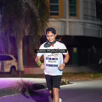 Runner Photo 7975095