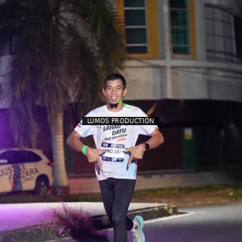 Runner Photo 7975150