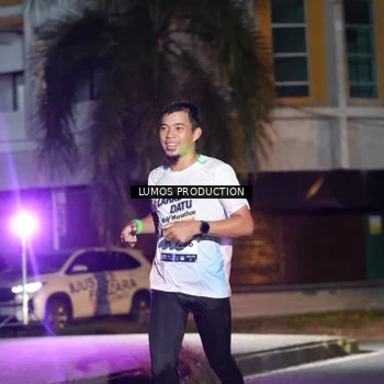 Runner Photo 7975155