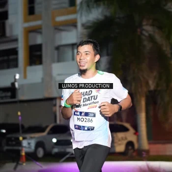 Runner Photo 7975168