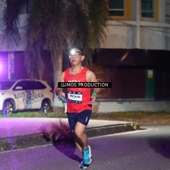 Runner Photo 7975240