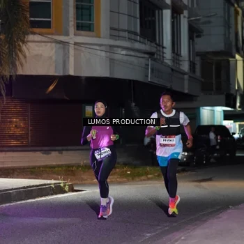 Runner Photo 7975258