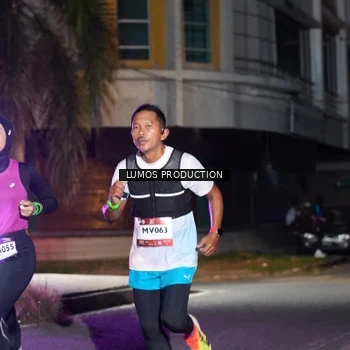 Runner Photo 7975295
