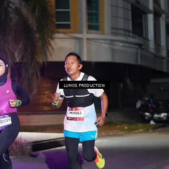 Runner Photo 7975296