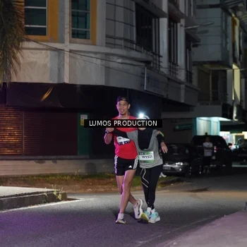 Runner Photo 7975304