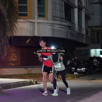 Runner Photo 7975321