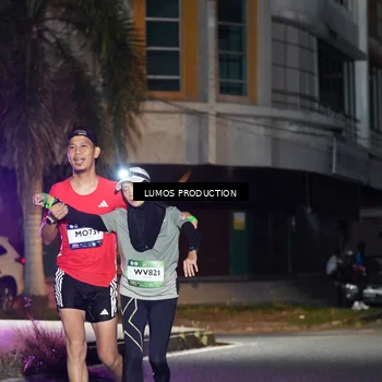 Runner Photo 7975336