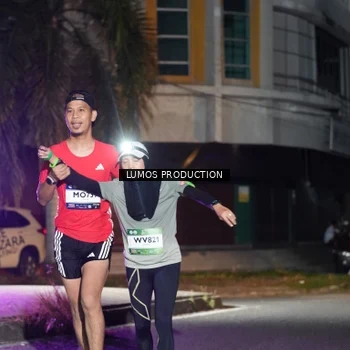 Runner Photo 7975341