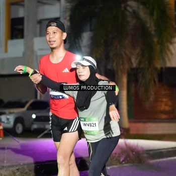 Runner Photo 7975359