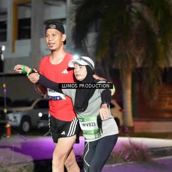 Runner Photo 7975360