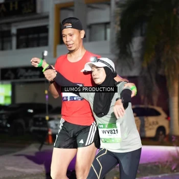 Runner Photo 7975362