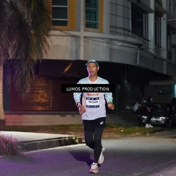 Runner Photo 7975402