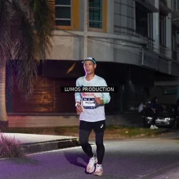 Runner Photo 7975407