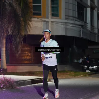 Runner Photo 7975413