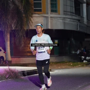 Runner Photo 7975414