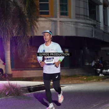 Runner Photo 7975415