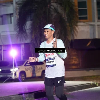 Runner Photo 7975435