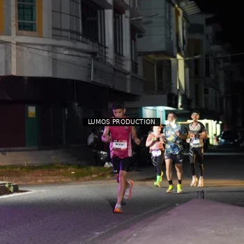 Runner Photo 7975533