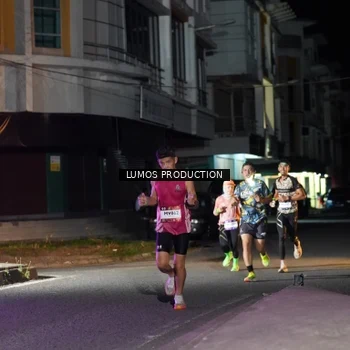 Runner Photo 7975536