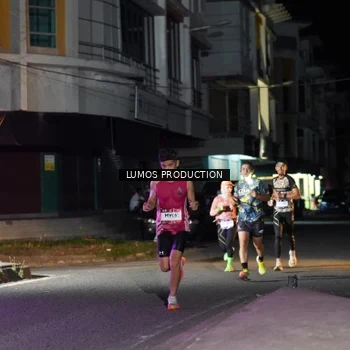 Runner Photo 7975537