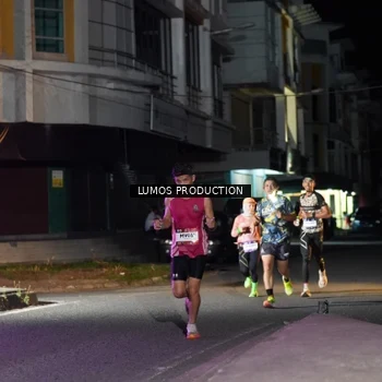 Runner Photo 7975539