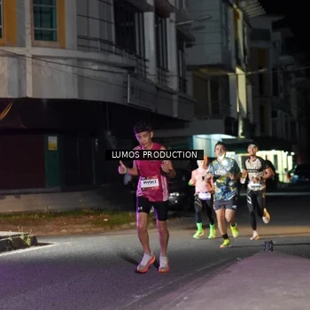 Runner Photo 7975543