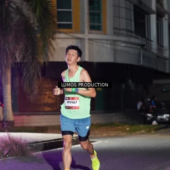 Runner Photo 7975613