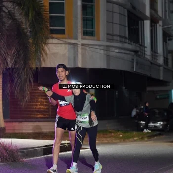Runner Photo 7975621