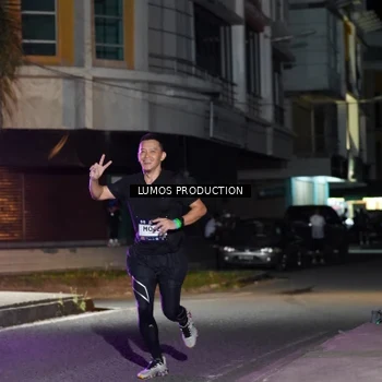 Runner Photo 7975644