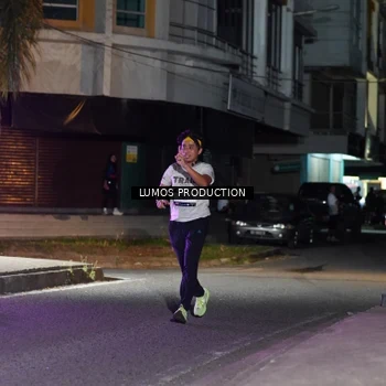 Runner Photo 7975706