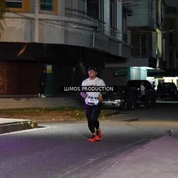 Runner Photo 7975734