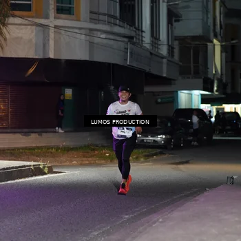 Runner Photo 7975739